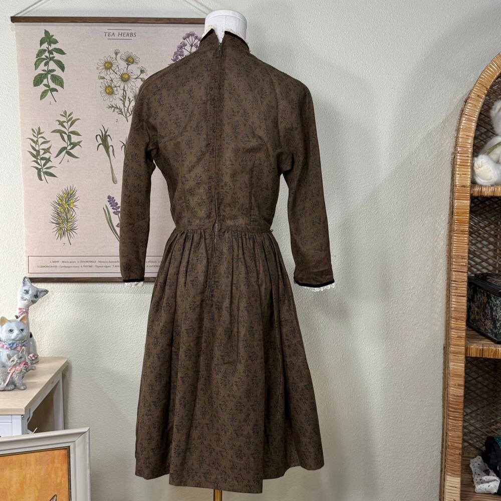 True Vintage 50s Brown Floral A-Line Dress Cottage Prairie Mori Kei Forest XS - Picture 3 of 5